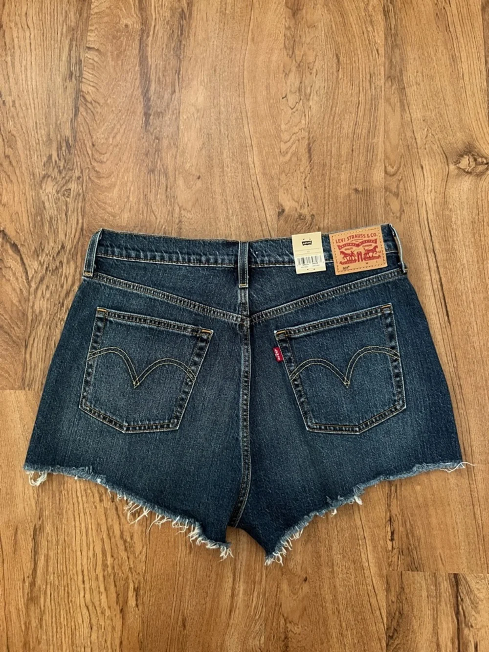 NWT Levi’s 501 Denim Shorts